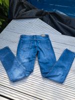 herrliche Jeans von H&M Skinny fit Gr. 158 Nordrhein-Westfalen - Leverkusen Vorschau