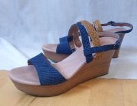 Wedges-Sandaletten mit Plateau von UGG Gr. 37 dunkelblau Bayern - Großostheim Vorschau