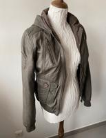Superdry Lederjacke Echt Leder Bomberjacke S Hessen - Bad Vilbel Vorschau