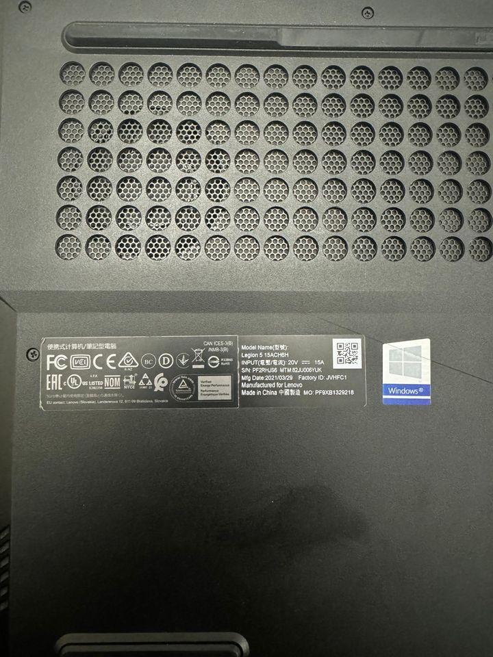 Gaming Laptop Lenovo Ryzen 7 5800H RTX 3060 in Köln