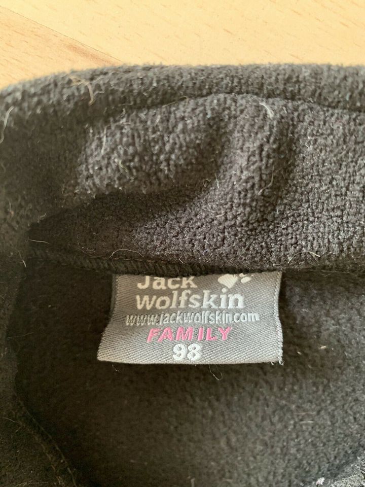 Fleecejacke Jacke Jack Wolfskin Größe 98 in Geldern