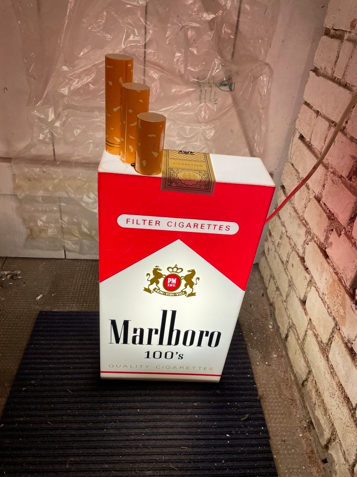 Marlboro Zigaretten Lampe Retro Kneipen Deko Werbung in Neuhaus