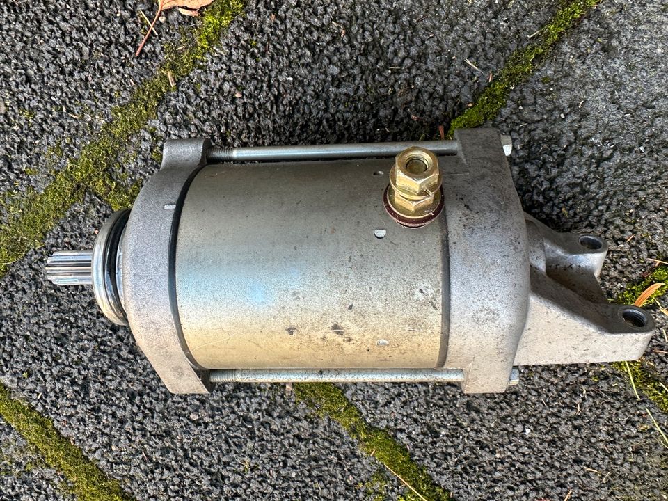 Suzuki Bandit 1200 WVA9 Anlasser Starter in Dormagen