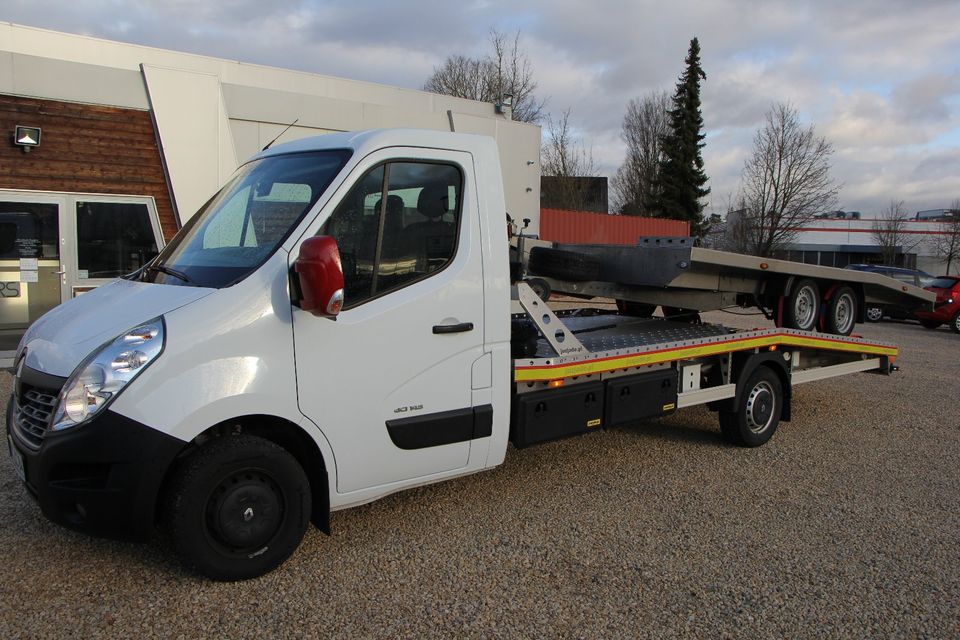 Abschlepper Lieferwagen Transporter Rent Mieten Auto überführen. in Backnang