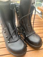 Stiefel, schwarz, Größe 40,5, Wandern, Bundeswehr Niedersachsen - Großenkneten Vorschau