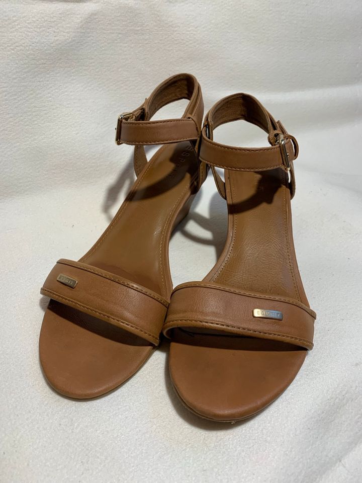 Esprit Keilsandalette Cognac Toffee 8 42 kaum getragen in Neumünster