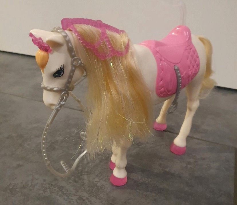 Barbie tanzendes Pferd mit Sound und Geräusche in Bad Bodenteich