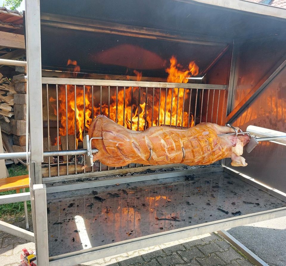 Spanferkelgrill in Zimmern ob Rottweil