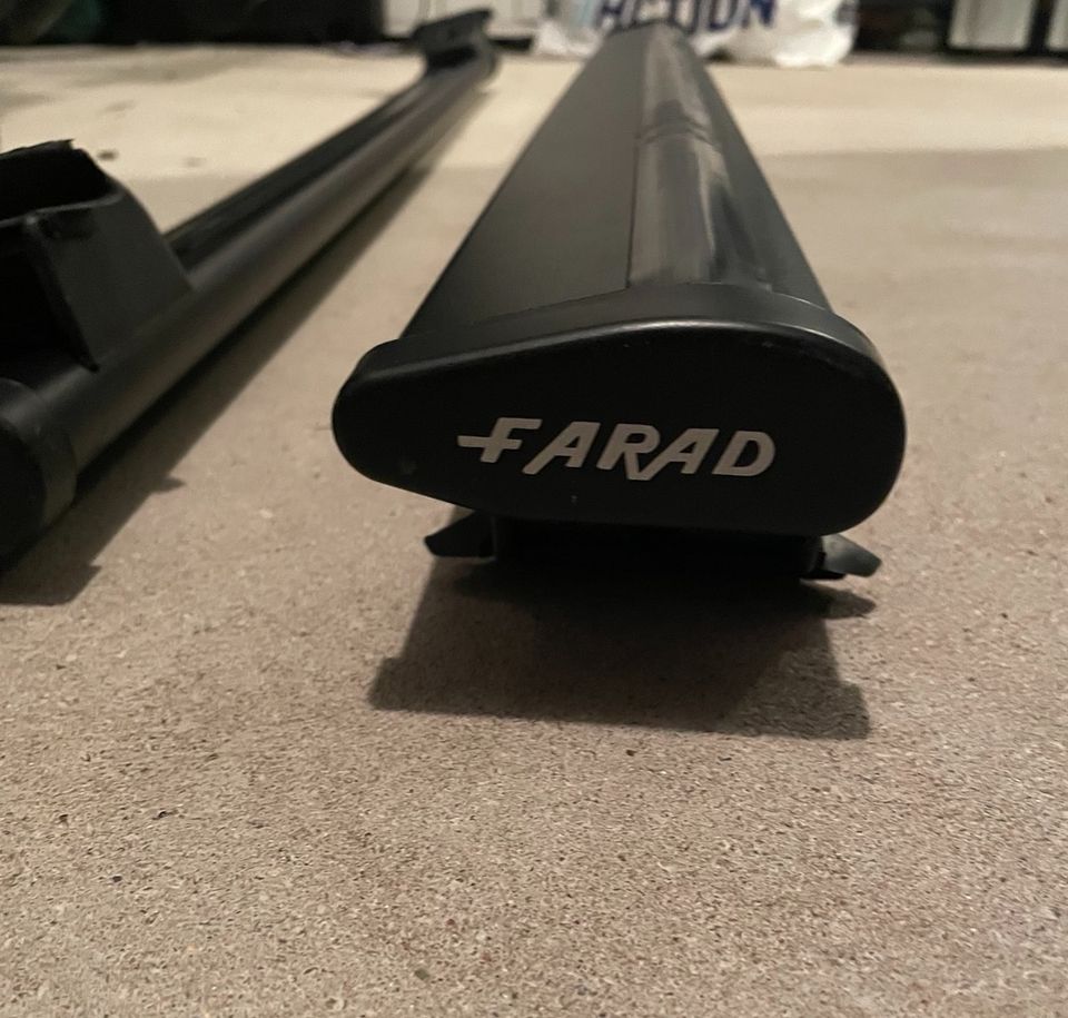 Farad Aero Dachträger für integrierte Dachreling ca. 110cm in Essen