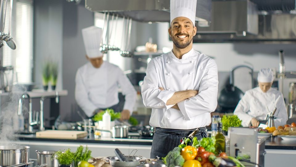 Koch (m/w/d) für die Kantine von Jugend-Sportlern in Potsdam in Potsdam