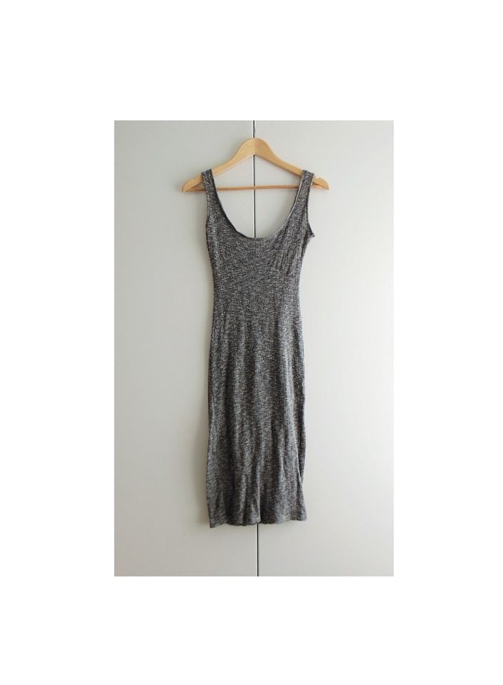 Kleid Trägerkleid Strickkleid Strick Schlauchkleid Bershka Gr. XS in  Nordrhein-Westfalen - Leverkusen | eBay Kleinanzeigen ist jetzt  Kleinanzeigen