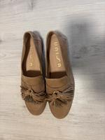 Slipper Unisa Velour hellbraun Größe 41 Bayern - Pfronten Vorschau