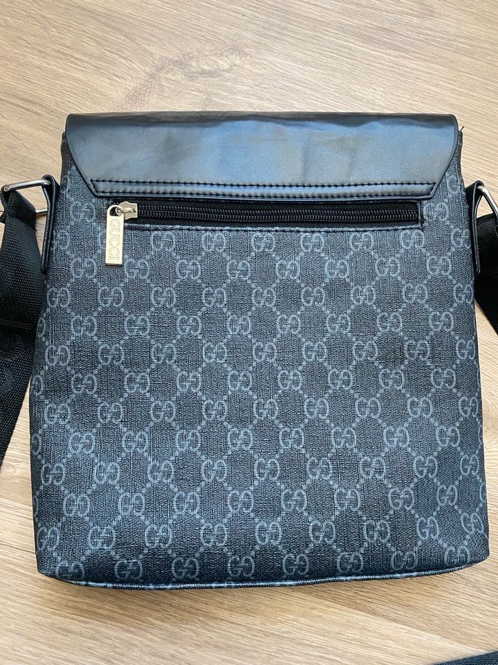 Bauchtasche / Umhängetasche *NEU* in Bad Kissingen