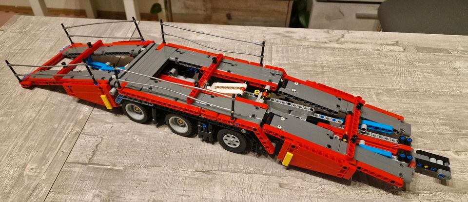 Lego Technic/Technik Mercedes Actros Truck (Original Lego) in Nürtingen