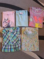 5 T-Shirts / Tops / Bluse Gr. 122 Mädchen Sommer Nordrhein-Westfalen - Linnich Vorschau