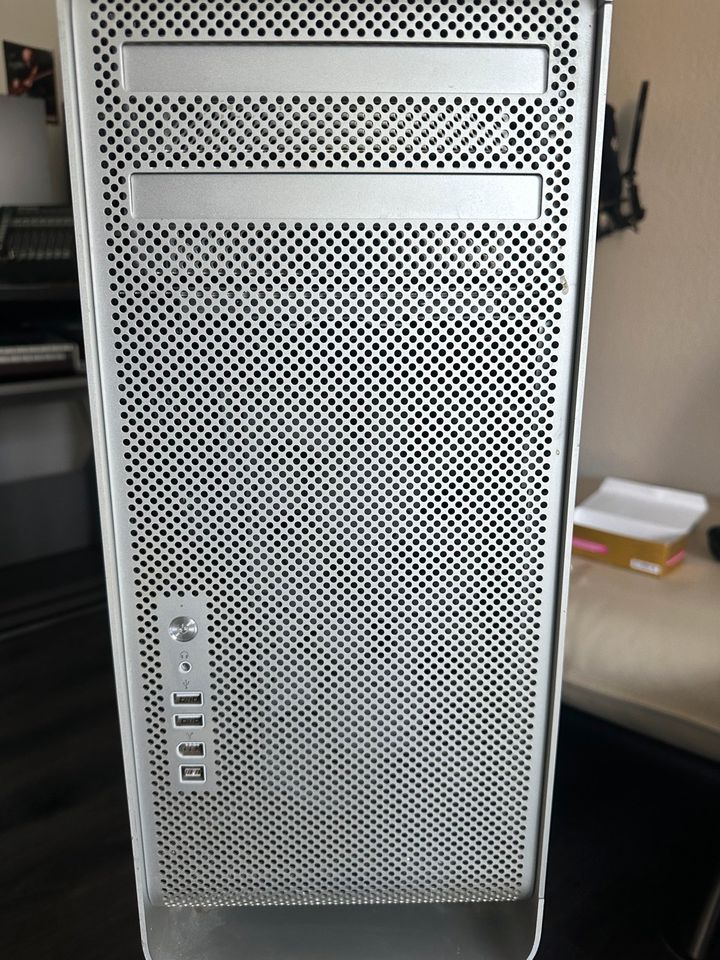 Mac pro 3.1  2x3Ghz quad core in Frankfurt am Main