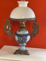Antike Jugendstil Lampe Petroleumlampe Majolika Blumen blau Niedersachsen - Stuhr Vorschau