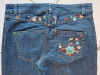 OILILY Gr. 40 Jeans Hose Stretchjeans aufgestickte Blumen Baden-Württemberg - Fellbach Vorschau