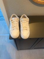 Nike Dunk Low weiss grau Größe 42 Hessen - Kronberg im Taunus Vorschau