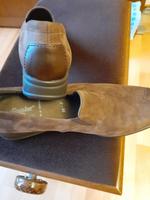 Schuhe von Semmler, Größe 9,5, Breite H Berlin - Hellersdorf Vorschau