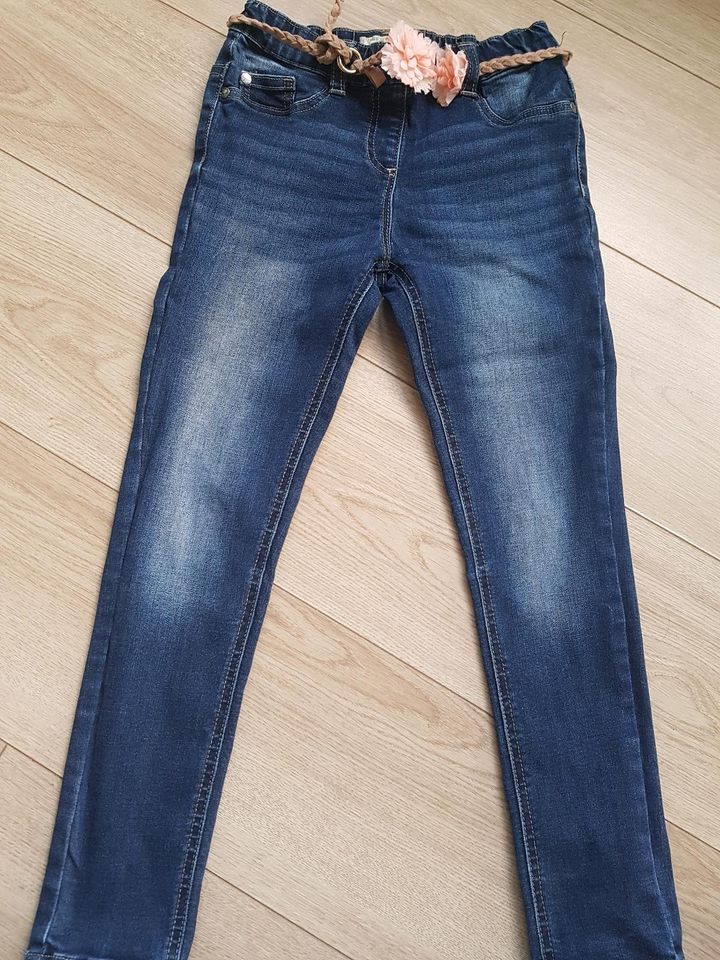 Mädchen  jeans  134 in Dortmund