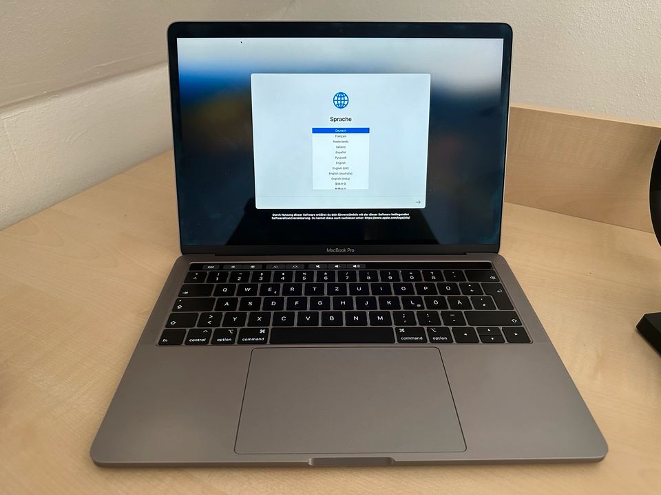 Apple MacBook Pro 13“ 2019 8GB i5 128GB SSD space gray in Neu Ulm