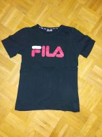 Schwarzes T-Shirt FILA Gr. 170 Frankfurt am Main - Eckenheim Vorschau