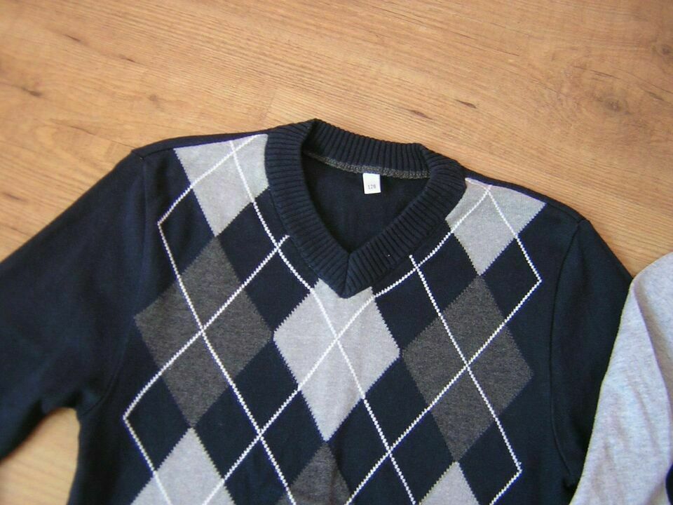 H&M C&A Pullover Pulli Sweatshirt, Gr. 122/128 + 134/140 in Kerpen