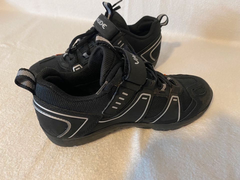 Schuhe MTB Vaude Kimon TR schwarz Gr. 40 in Velen