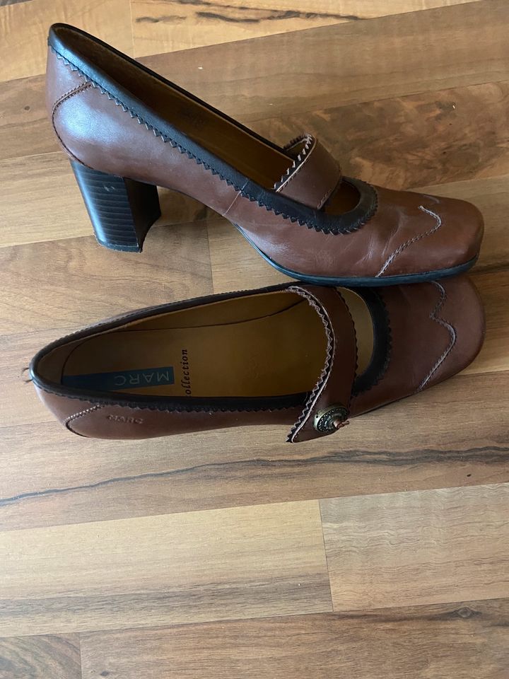 Pumps Schuhe Retro Schnalle Riemchen 38 Marc Mexx Esprit in Rodgau