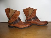 schmale cognac-braune Boots von Buffalo 38 NUR EINMAL GETRAGEN Stuttgart - Bad Cannstatt Vorschau