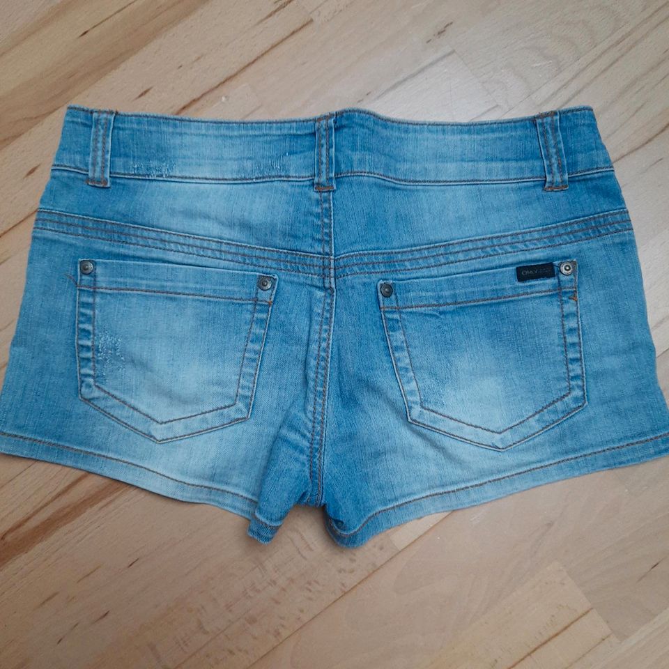 Damen Hotpants bzw. Shorts Only Gr. W28 in Ottenhöfen