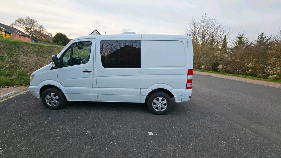 Sprinter 315 Automatik Hubbett Camper L1H1 Motorradtransporter in Rimpar