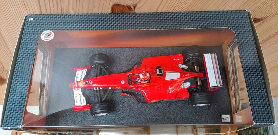 Formel 1  Modellauto 1:18 Michael Schumacher F1-2000 in Melle