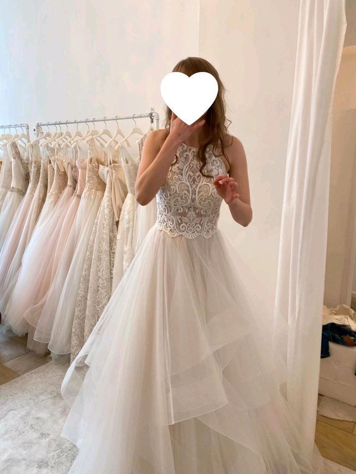 Brautkleid Allora Oksana Mukha in Thum