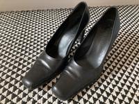 Joop / Pumps schwarz  38 1/2 München - Bogenhausen Vorschau
