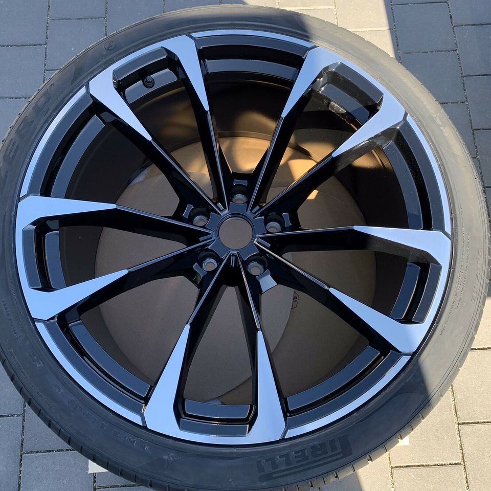 Lamborghini urus orig 23 zoll pirelli Sommer Kompletträder neu in Kuchen