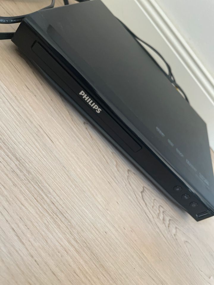 Funktionstüchtiger DVD Player Philips in Bremen