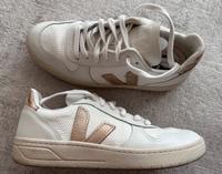 Original VEJA Sneakers V-10 LEATHER WHITE PLATINE, neuwertig Baden-Württemberg - Walldorf Vorschau