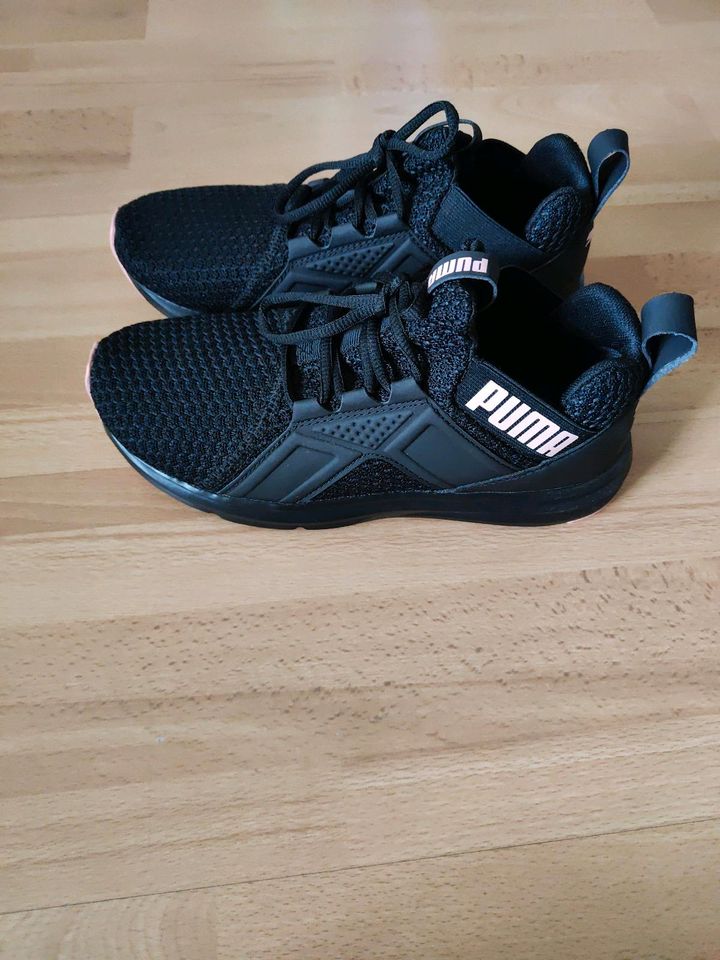 Puma Gr.39-40 Softfoam 25,5 cm schwarz Damen Neu in Freudenberg