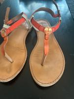 Zehentrenner / Sandalen/ Flip Flops von Tommy Hilfiger in Gr. 40 Nordrhein-Westfalen - Meinerzhagen Vorschau