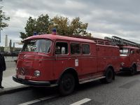 120 Fotos Bilder Fahrzeuge Feuerwehr Löschwagen Einsatzwagen 8 Hamburg-Mitte - Hamburg Borgfelde Vorschau