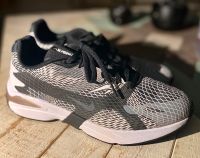 Nike Sneaker unisex Gr. 41 Rheinland-Pfalz - Kaltenengers Vorschau