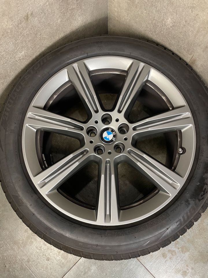 BMW X5 G05 X6 G06 Winterreifen 275/45 R20 Kompletträder Reifen in Rodgau