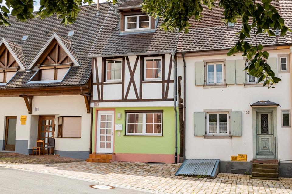 Saniertes RMH mit 4 Zimmern in Herbolzheim mit starker Rendite in Herbolzheim