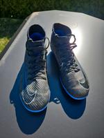 Nike Fussballschuhe Gr. 40 Hessen - Steffenberg Vorschau