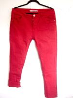 NEWPLAY Jeans in tollem rot, Gr. 40,42, Stretch, neuwertig München - Altstadt-Lehel Vorschau