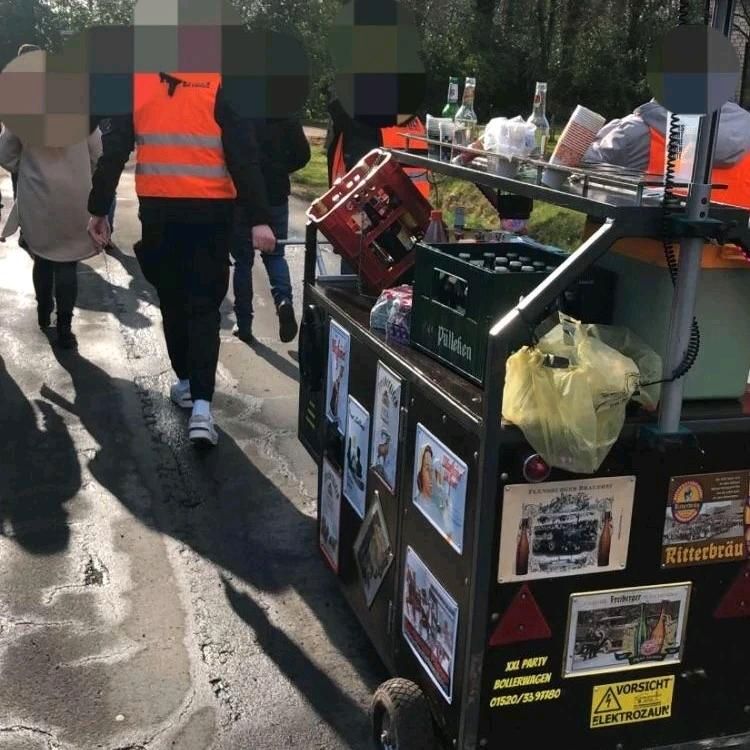 XXL PARTY BOLLERWAGEN in Apen