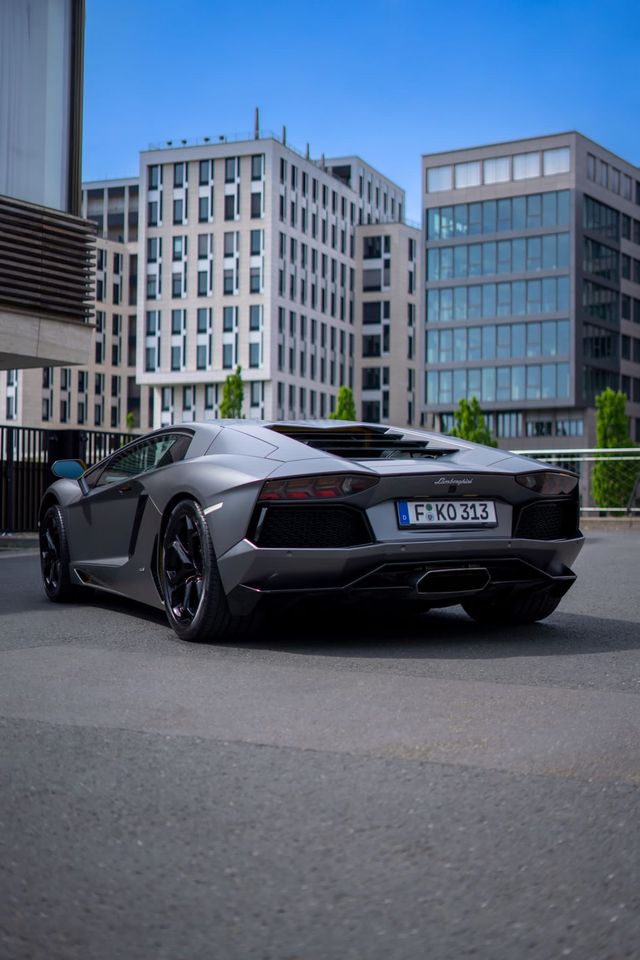 MIETEN - Lamborghini Aventador mieten - Sportwagen in Frankfurt am Main