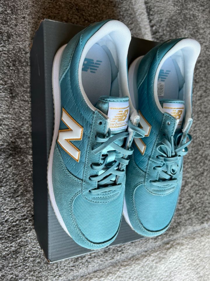 New Balance Sneakers WL220TPC Blau in Alfhausen